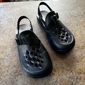 Men’s Chaco Size 14 Chillos Black Clogs Outdoor Sandals